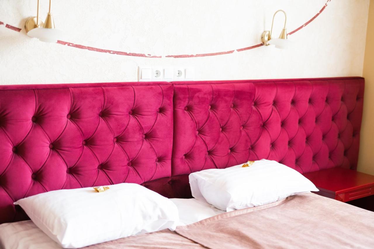 Fontush Boutique Hotel Iwano-Frankiwsk Exterior foto